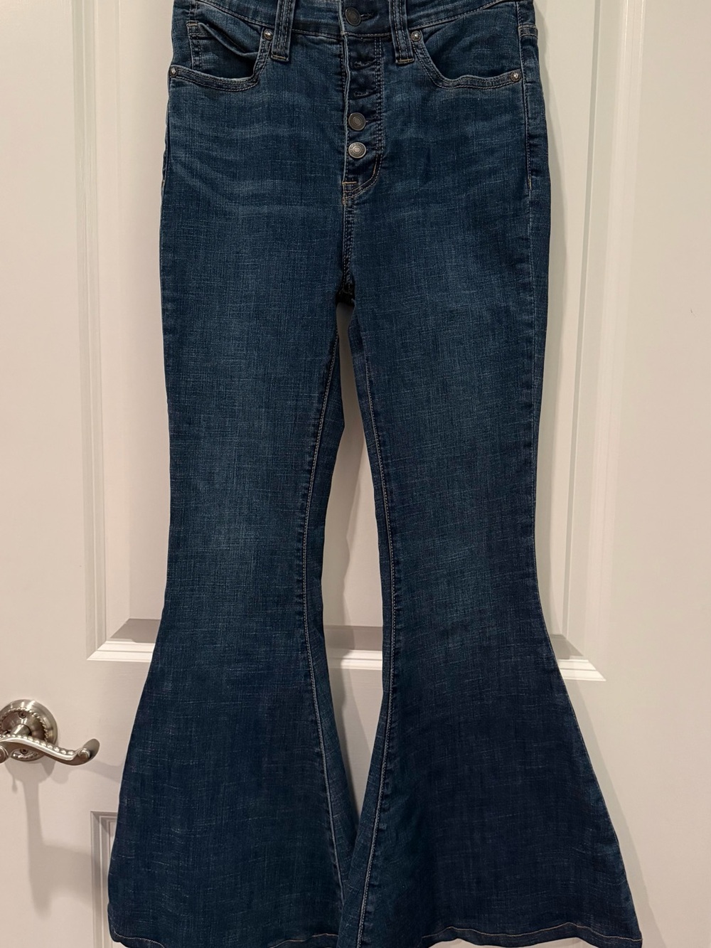 Free People We The Free Irreplaceable Flare Jeans Button Fly Size 26